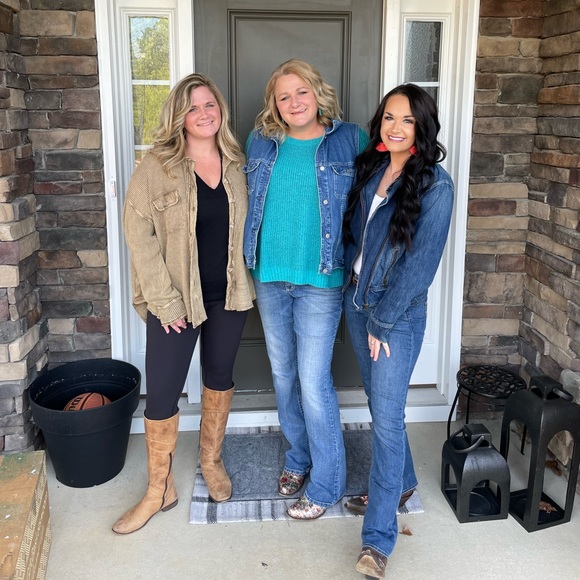 Meet your Posher, Jill - Picture 2 of 8